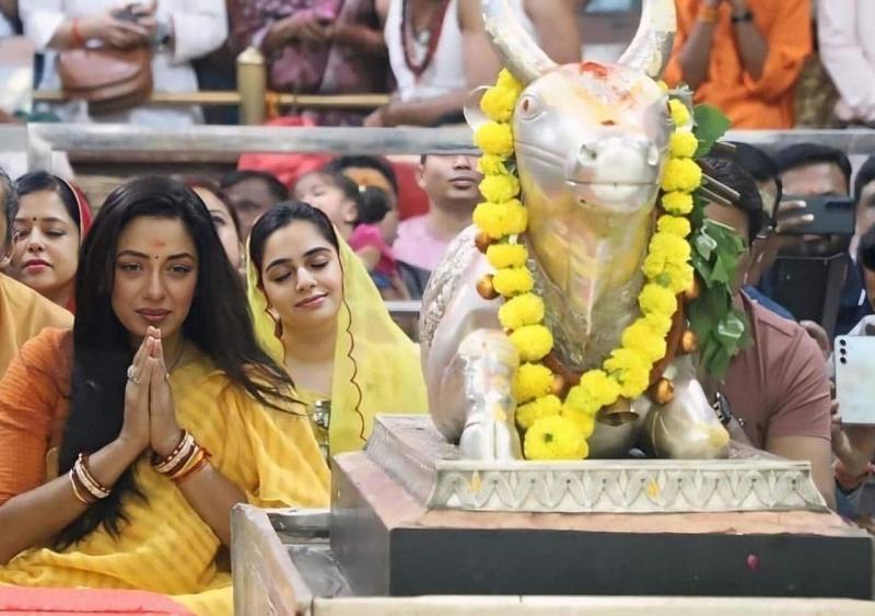 महाकाल की शरण में पहुंचीं रूपाली गांगुली, भस्म आरती में हुईं शामिल