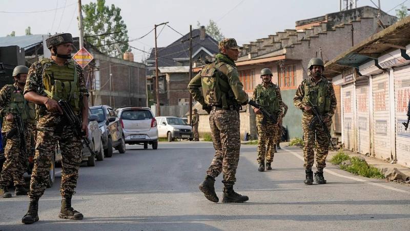 आजादी के जश्न के बीच बलूचिस्तान में एयरस्ट्राइक, करीब 27 नागरिकों की मौत का दावा